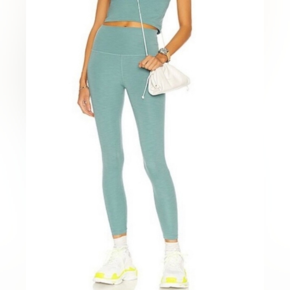 BEYOND YOGA NWOT Caught In The Midi Legging Seafoam Mermaid Green Size L $99